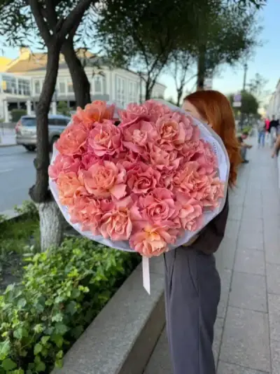Букет из 25 “ВАУ” роз Букет из 25 “ВАУ” роз