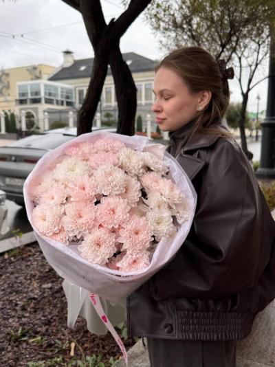Моно букет из розовых хризантем Моно букет из розовых хризантем
